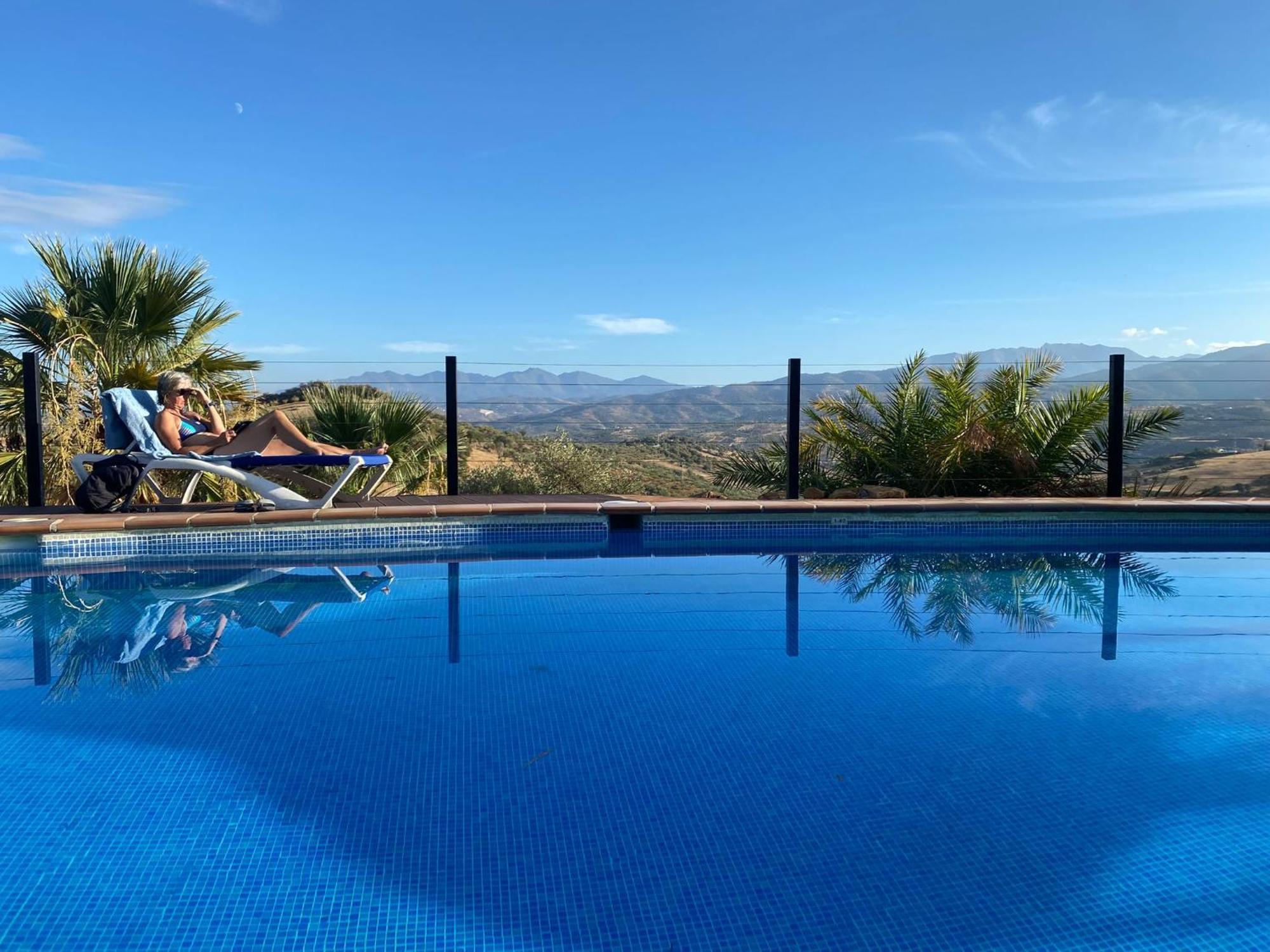 Tiny House 12M2 In Holiday Park With 55 M2 Pool Tolox Εξωτερικό φωτογραφία